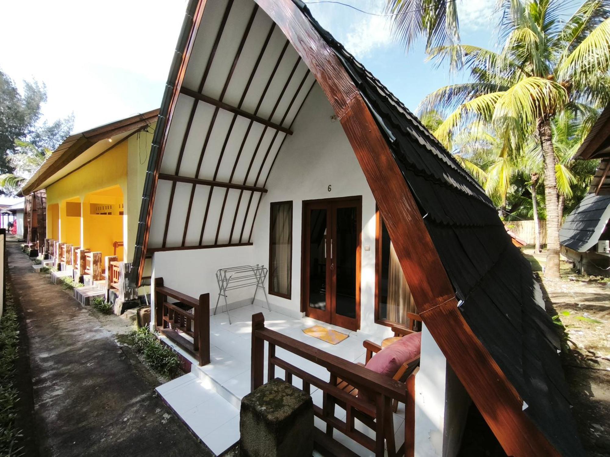 Matahari Bungalow 3 Gili Air Exterior photo